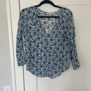Blue and white ROLLER RABBIT XS TUNIC TOP
